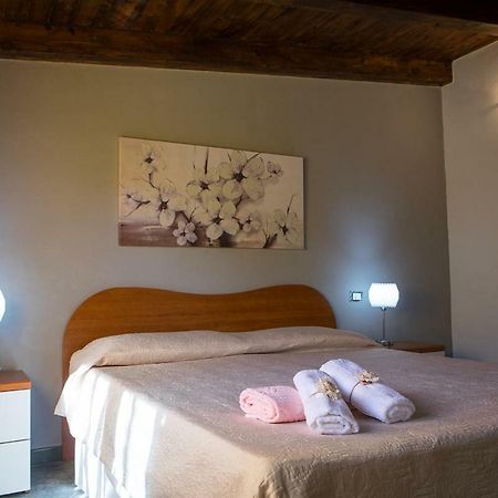 Casa Vacanze Fede サント・ステーファノ・ディ・カマストラ エクステリア 写真