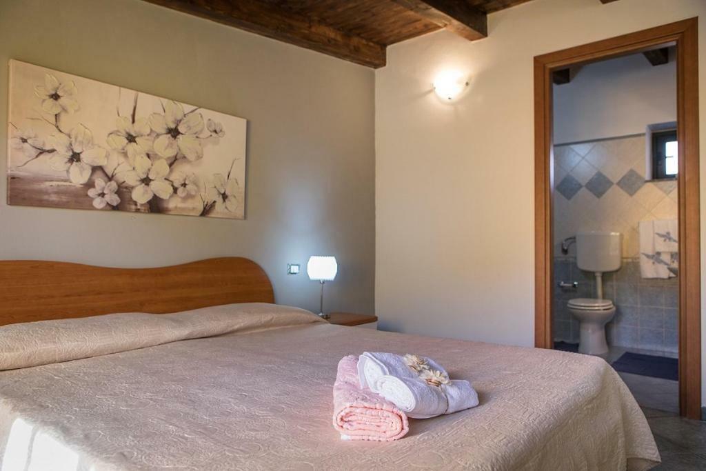 Casa Vacanze Fede サント・ステーファノ・ディ・カマストラ エクステリア 写真